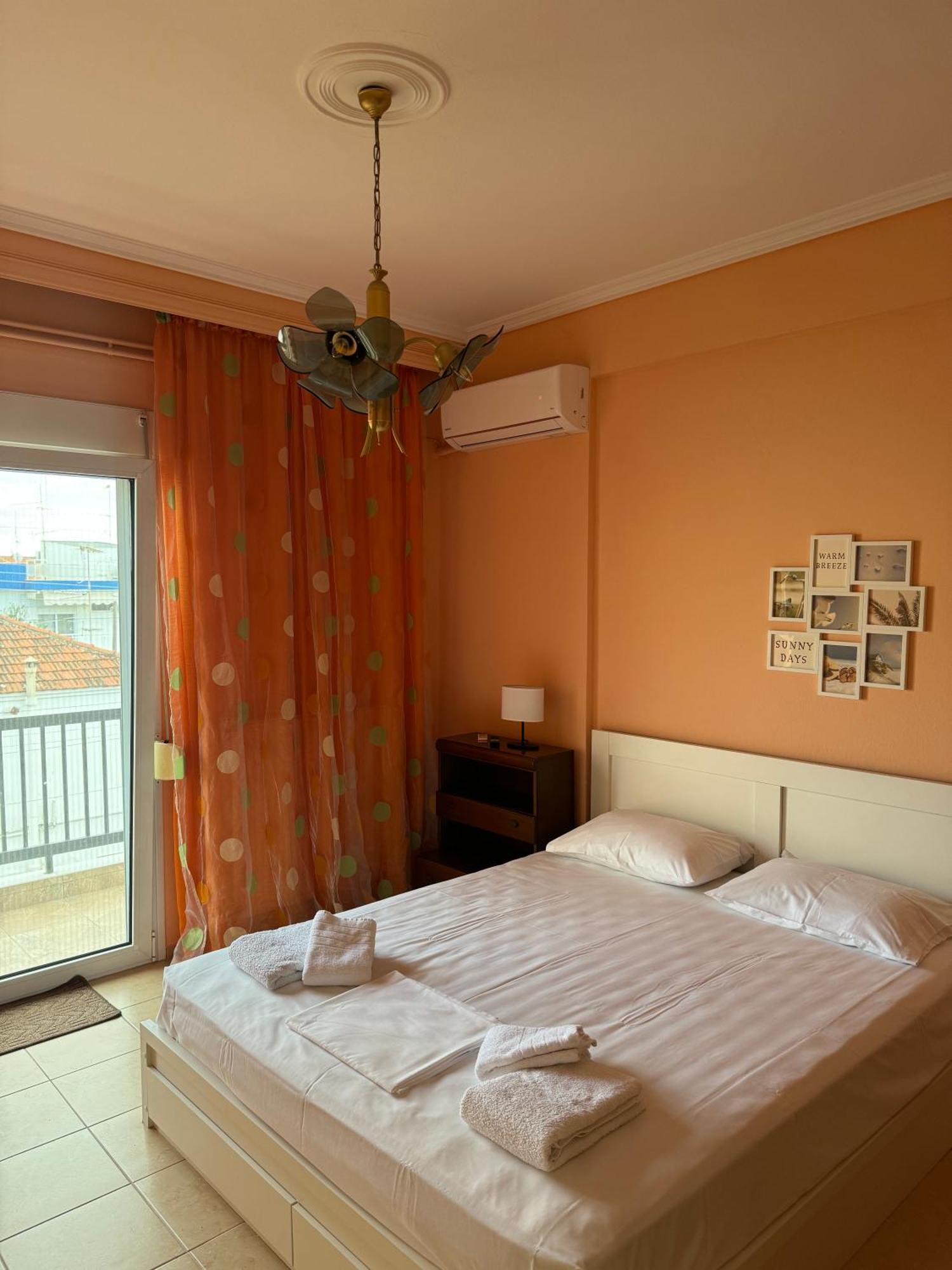 Family Apartment Nea Moudania Exterior photo